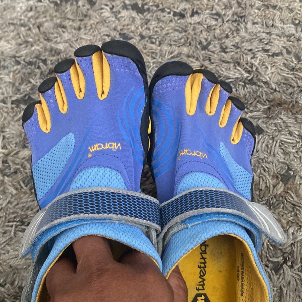 Vibram FiveFingers Blue and Yellow Minimalist Toe Sneakers - Picture 7 of 12